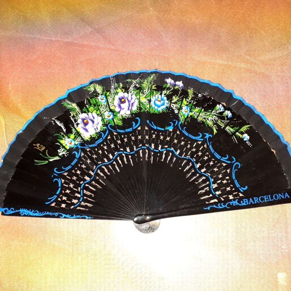 Spanish Laqueured fan